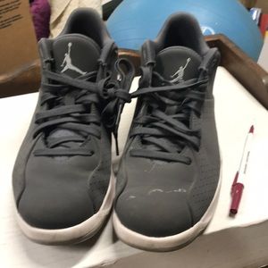 Gray Jordan used men’s size 9